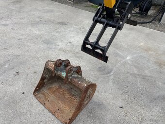 Komatsu PC-10-6 - 6