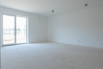 Posledný RODINNÝ DOM v rádovej zástavbe - projekt Pod Ráblom - 6