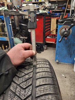 Pirelli SCORPION WINTER - 6