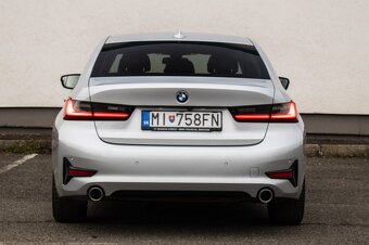 BMW 320i 2019 - 6
