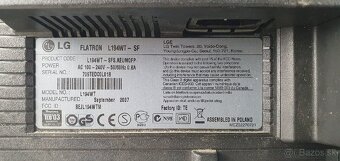 Predam 17" monitor LG Flatron - 6