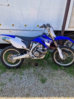Yamaha YZF 450 - 6
