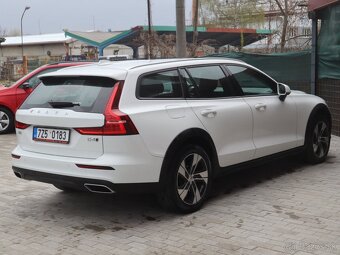 Volvo V60 Cross Country 2.0d Po rozvodech AWD - 6