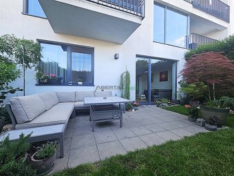 Moderný 3-izbový byt s predzáhradkou a parkovaním na Kolibe - 6