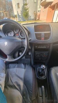 Peugeot 207 - 6