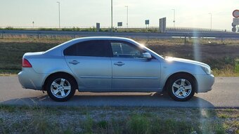 Kia Magentis 2,0 CRDi - 6