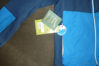 Pekná praktická softšelová bunda, NOVÁ S VISAČKOU, v.164 - 6