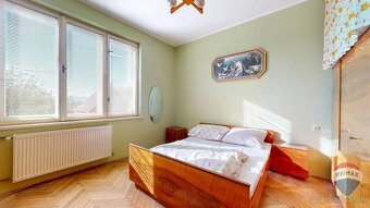 REZERVOVANE - na predaj 2-izbový byt 56 m2 Nemšová pôvodný s - 6