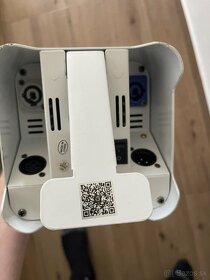 Nové baterkové WiFi LED PAR 6x18W RGBWAUV WiFi + kejs. - 6