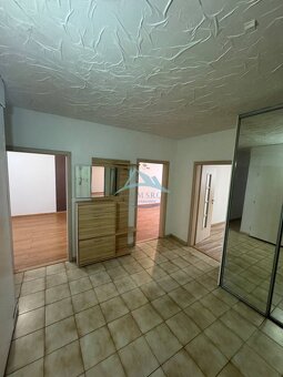 Trojizbový byt v centre mesta Šahy - 6