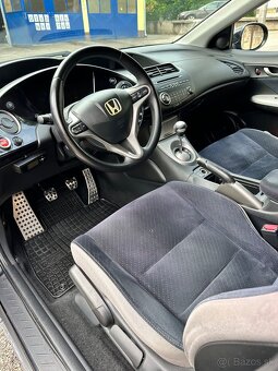 Honda Civic 1.8 V-tec, 103KW - 6