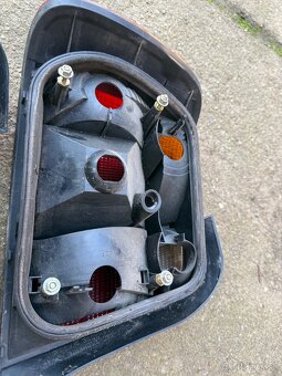 Zadné svetlá bmw e36 compact - 6