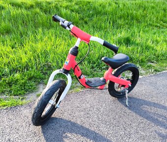 Odrážadlo Kettler spirit s integrovanou brzdou a stojančekom - 6