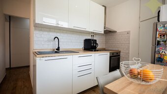 REZERVOVANÉ - Predaj | moderný 2,5i byt | zariadený |balkón - 6