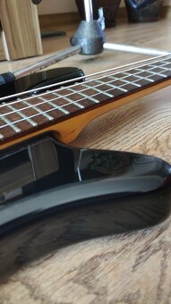 Basová gitara Warwick Streamer - 6