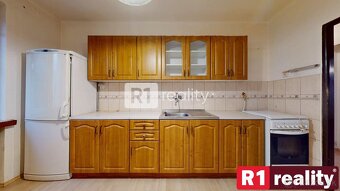 NA PREDAJ 3 izb. byt /dva balkóny/ "VAJANSKÉHO" / Piešťany - 6