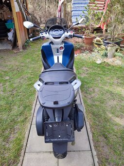 Piaggio MP3 Yourban 300 - 6