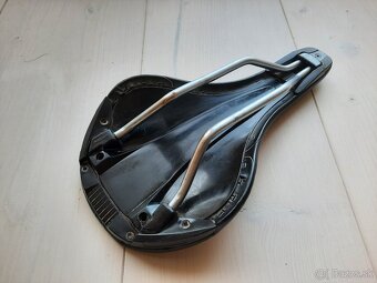 sedlo na bicykel specialized - 6