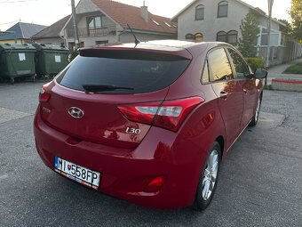 Hyundai i30 1.6i (88 kW), 2014 - 6