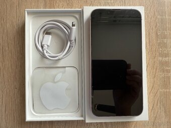 iPhone 13 Pink - 6