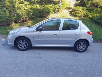 Peugeot 206+, 1.4i 54kw, 74tis km, rv 2011 - 6