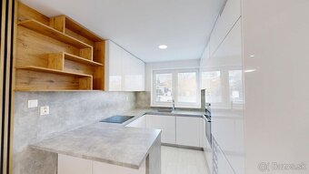 PINK Reality Na predaj novostavba 5 izbový dvojdom Galanta - - 6