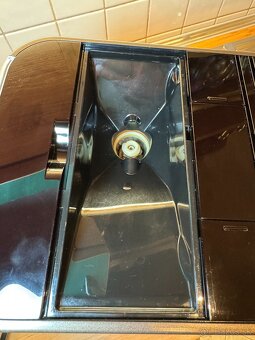 Jura ENA Micro 9 One Touch Brown - 6