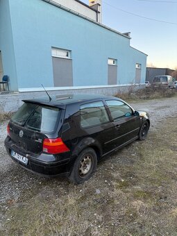 Rozpredám Golf IV 4-motion 2.0 85kw na náhradné diely - 6
