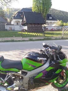 Kwaki ZX9R E2 2001. - 6