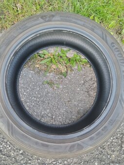 Goodyear 235/45/R18 - 6