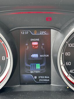 Predam Suzuki Swift hybrid 1,2 66 kw, manuál. - 6