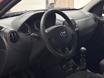 Dacia Duster 1.6 4x4 - 6