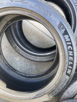 275 40 R20 255 40 R19 - 6