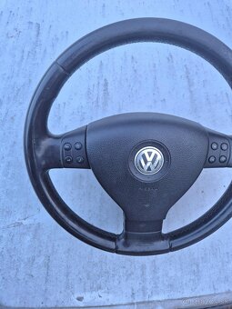 Predám multifunkčný volant pre Volkswagen Passat/golf/Touran - 6