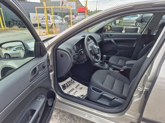 Škoda Octavia 1.6 Tour II - 6