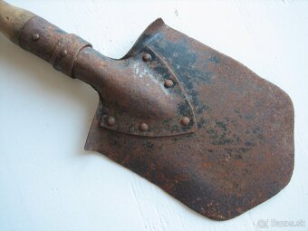 Stará vojenská poľná lopatka. Militárie. - 6