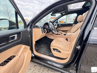 Porsche Cayenne Porche Cayenne E-Hybrid 4x4 A/T. 462ps id: 3 - 6