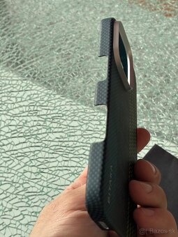 Pitaka Aries NoProblemo Luminous aramid case iPhone 16 Pro - 6