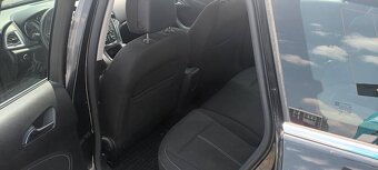 Astra J Sports tourer 2.0 CDTI, 121kW, Cosmo, r.v. 2013 - 6