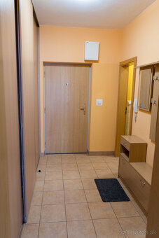 Garsónka v tichej časti Petržalky za 600€ aj s energiami - 6