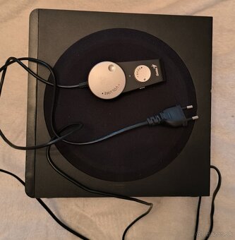 Predám aktívny Subwoofer Genius SW-F2.1 1500 - 6