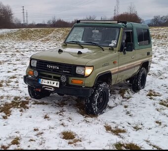 TOYOTA LAND CRUISER LJ 73 - 6