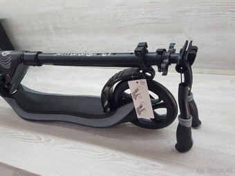 Kolobežka Globber One NL 205 Charcoal Grey – šedá
- 6