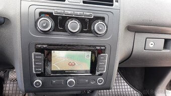 Predám volkswagen touran 2,0 TDI - 6
