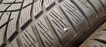 Predám 4ks pekné zimné 235/40r19-96V Good Year - 6