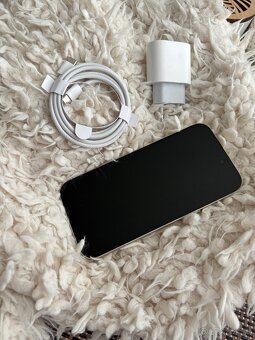 IPhone 15 128GB Yellow - 6