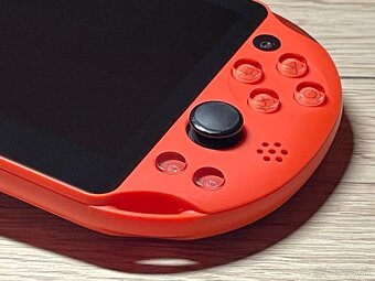 PlayStation Vita Neon Orange SLIM - 6