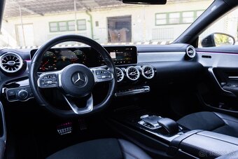 Mercedes-Benz CLA 180 AMG Line 2019 - 6