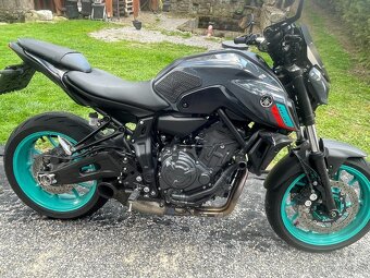 Yamaha MT-07 ABS CYAN STORM 2022 (TP 35KW) plne otvorená - 6