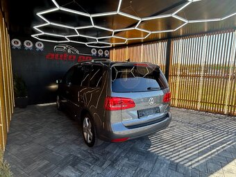Volkswagen Touran 2.0 TDI Highline DSG 7Miest. - 6